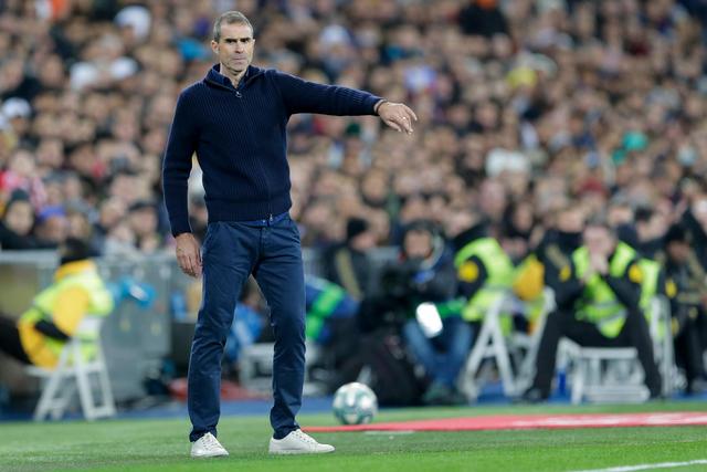 布克52分太阳力克鹈鹕升至西部第7 老鹰擒公牛