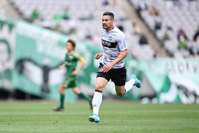 西甲-佩德里破门瑟洛特绝杀 巴萨1-2马竞